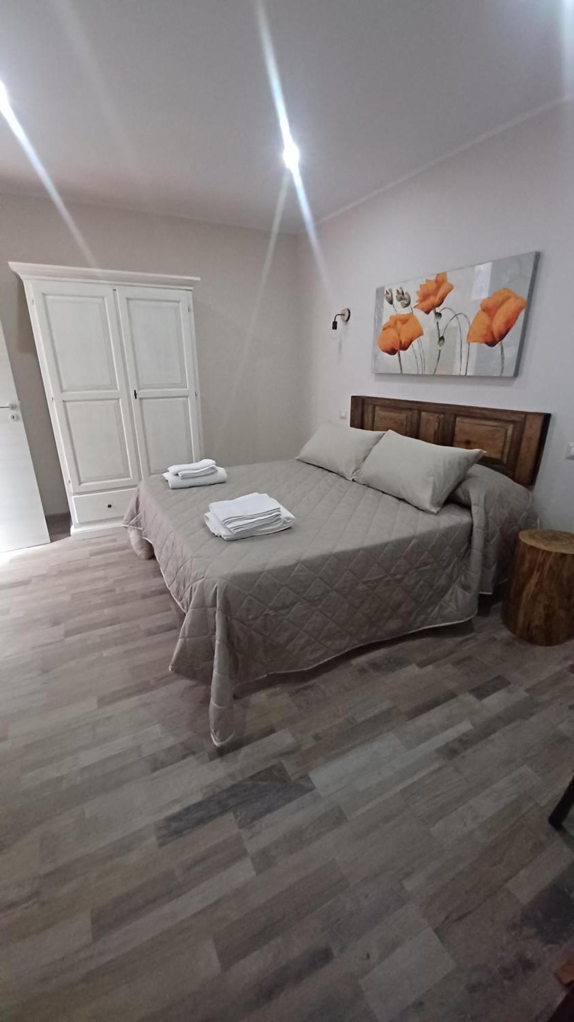 B&B Le Vie Del Borgo Castiglione De Sicilia Exterior foto