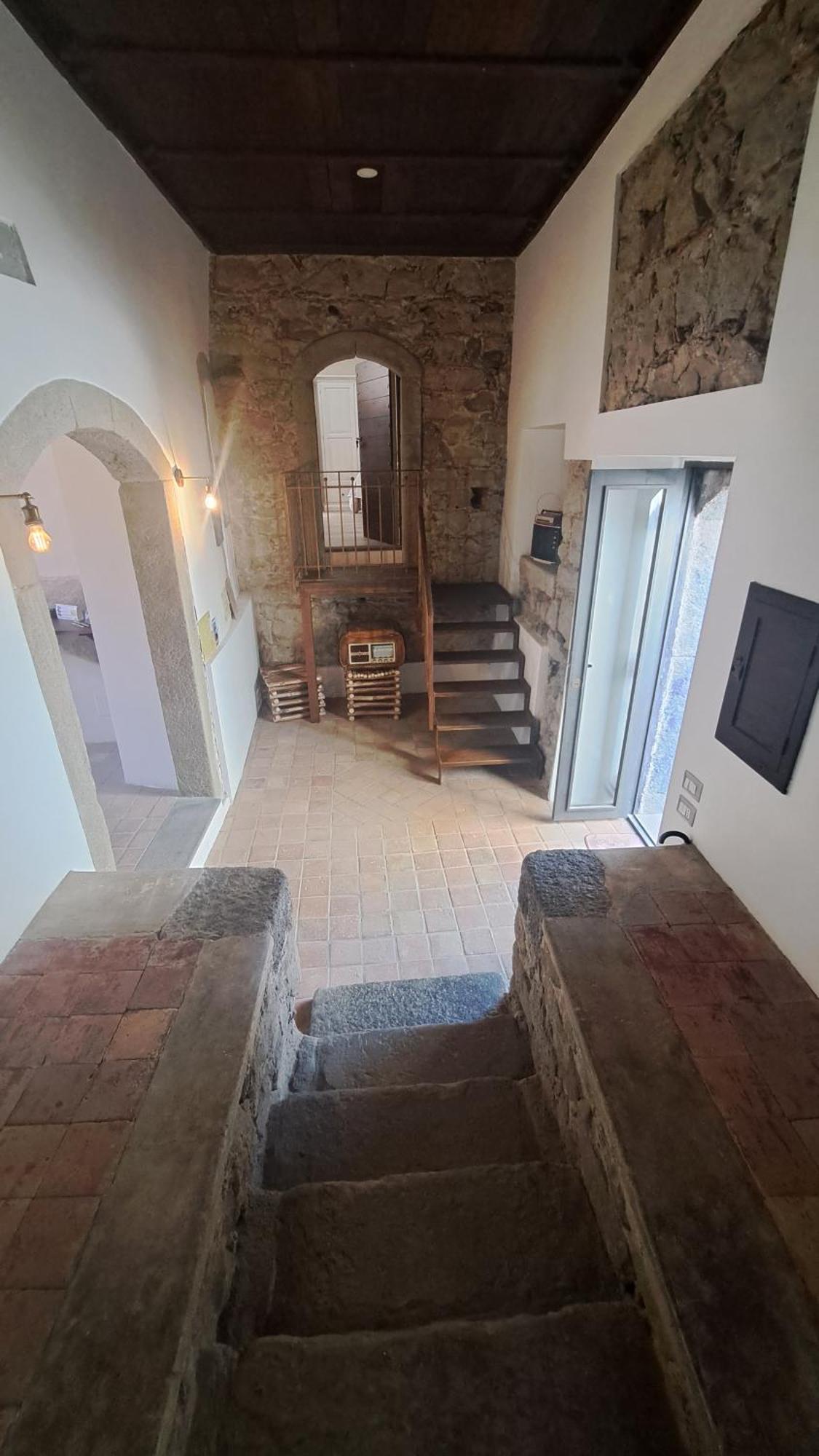 B&B Le Vie Del Borgo Castiglione De Sicilia Exterior foto