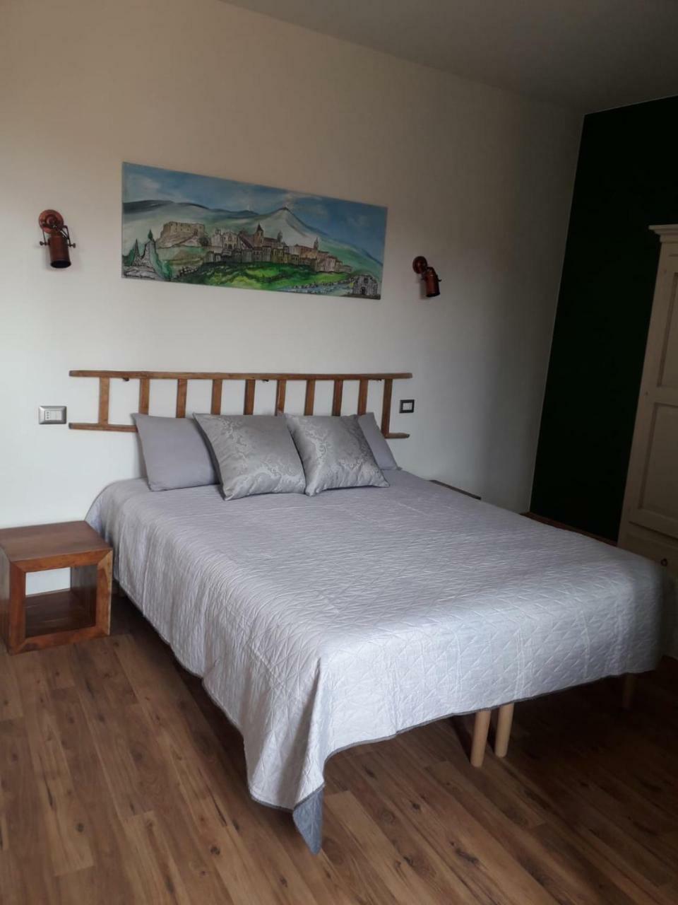 B&B Le Vie Del Borgo Castiglione De Sicilia Exterior foto